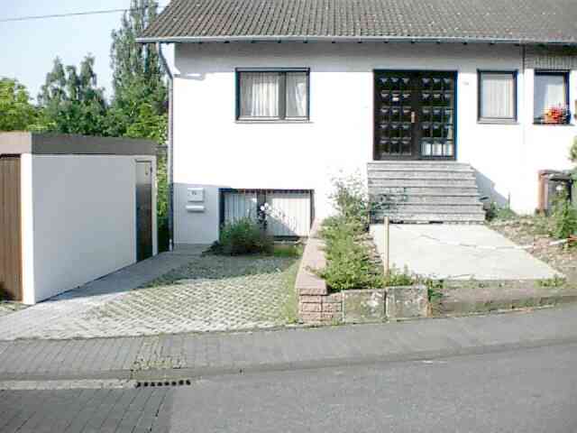 Haus 20010619 JD350.jpg